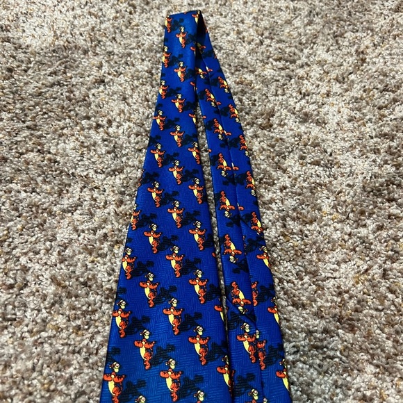 Disney Necktie Pooh Tigger and His Shadow Blue - Picture 4 of 10